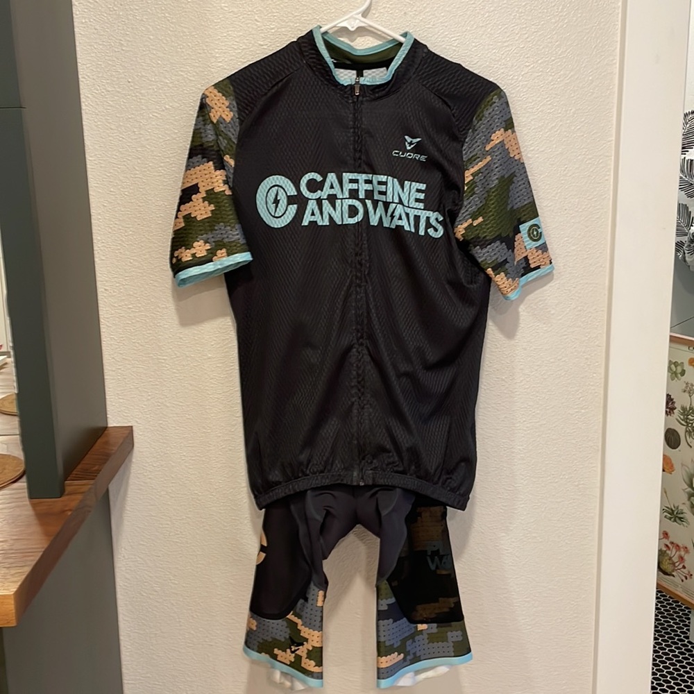 Cuore Cycling Kit